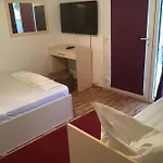 Casa Mateiana 3*