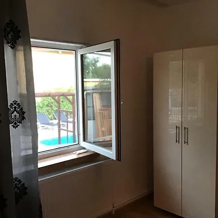 Casa Mateiana Ефоріє-Норд